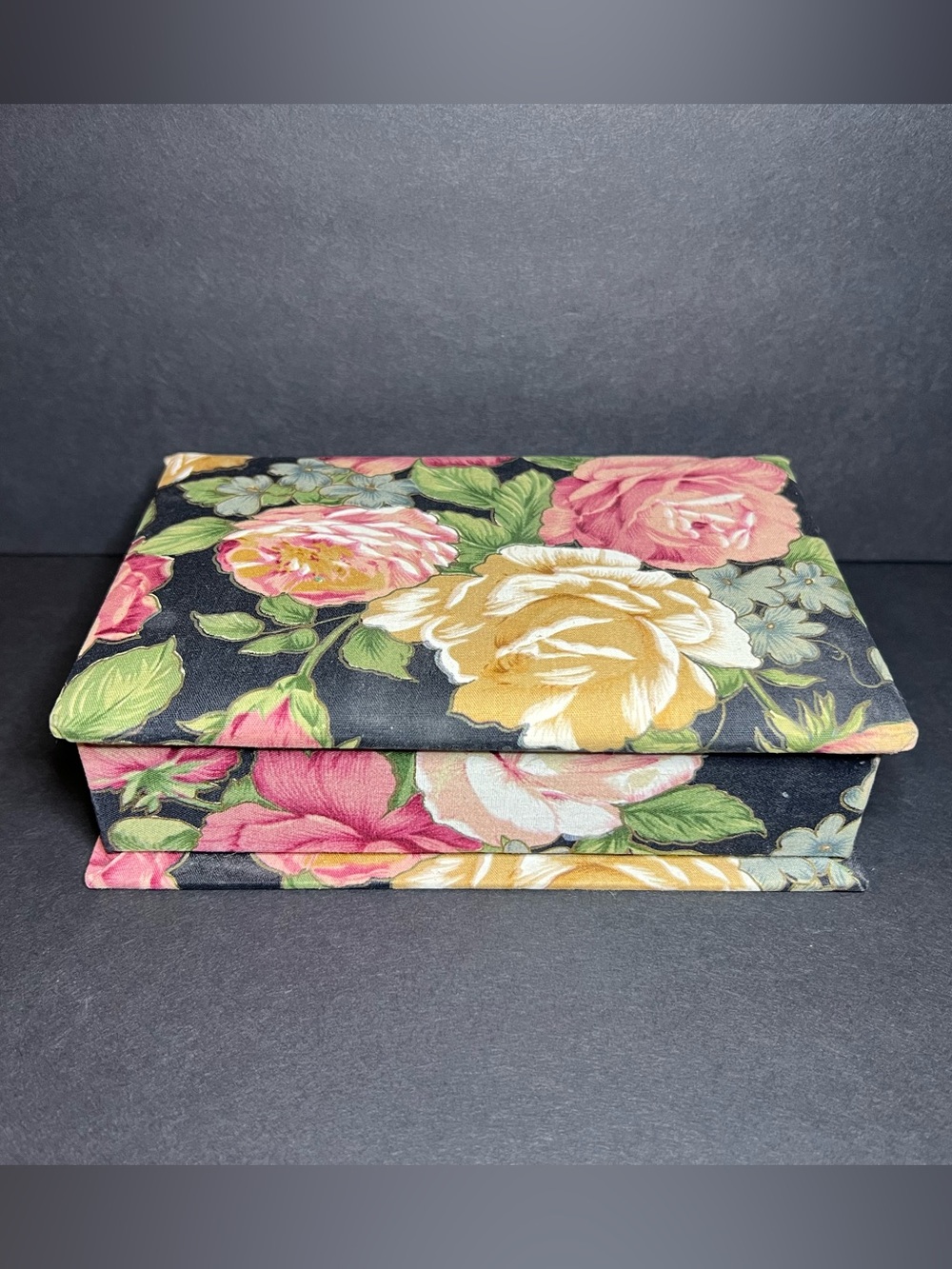Vintage Black Floral Pattern Fabric Hinged Lid Jewelry Box Organizer 7 x 4.75"